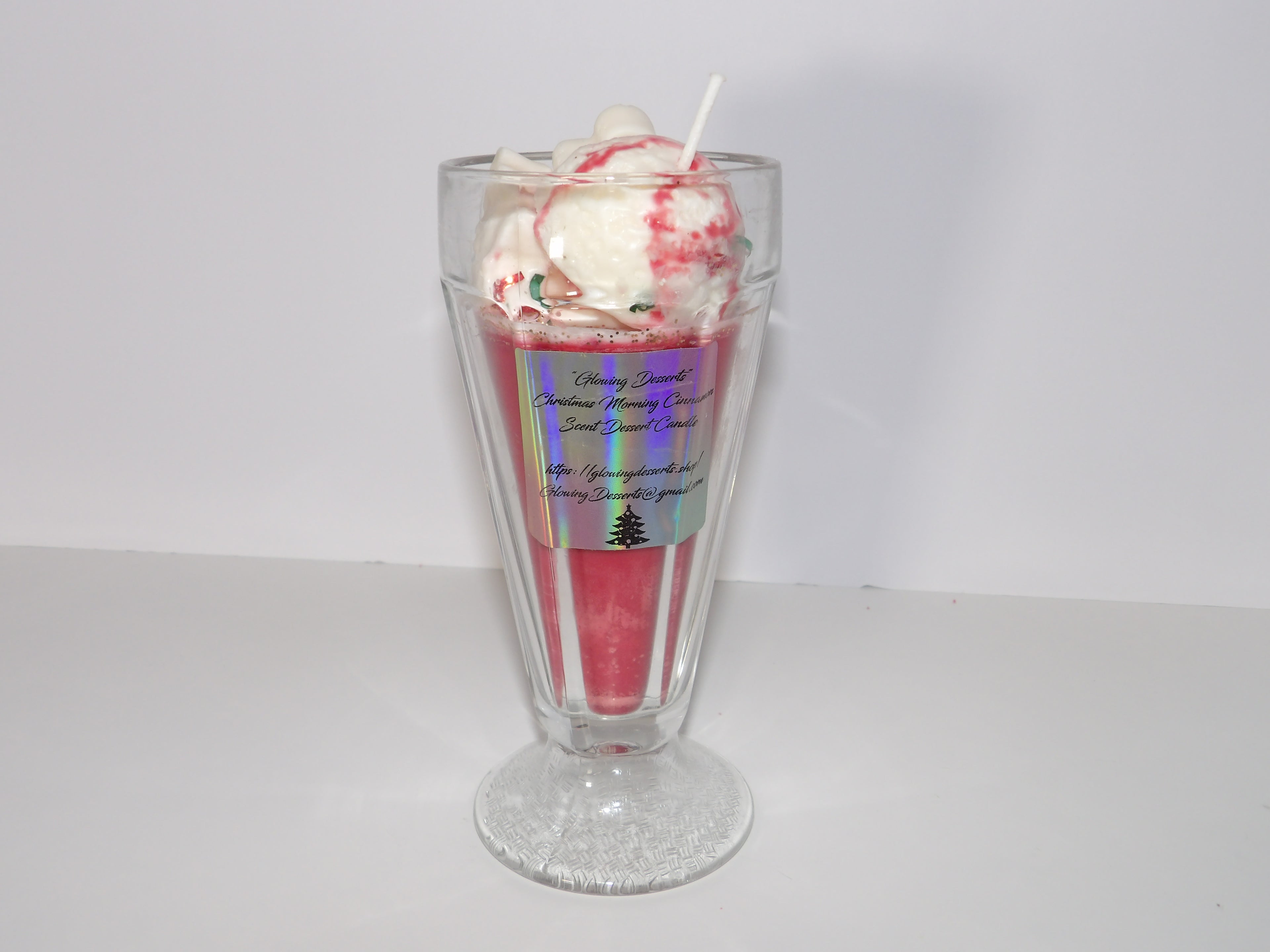 Christmas Ice Cream Sunday with Cinnamon fragrance.