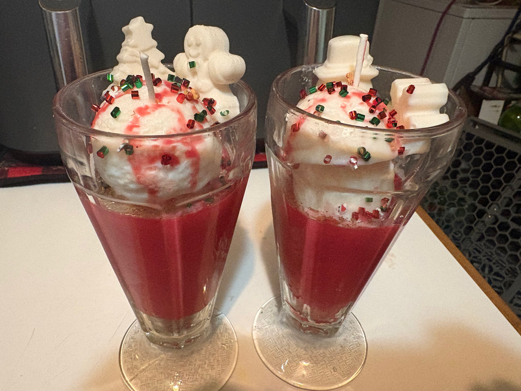 Christmas Ice Cream Sunday with Cinnamon fragrance.