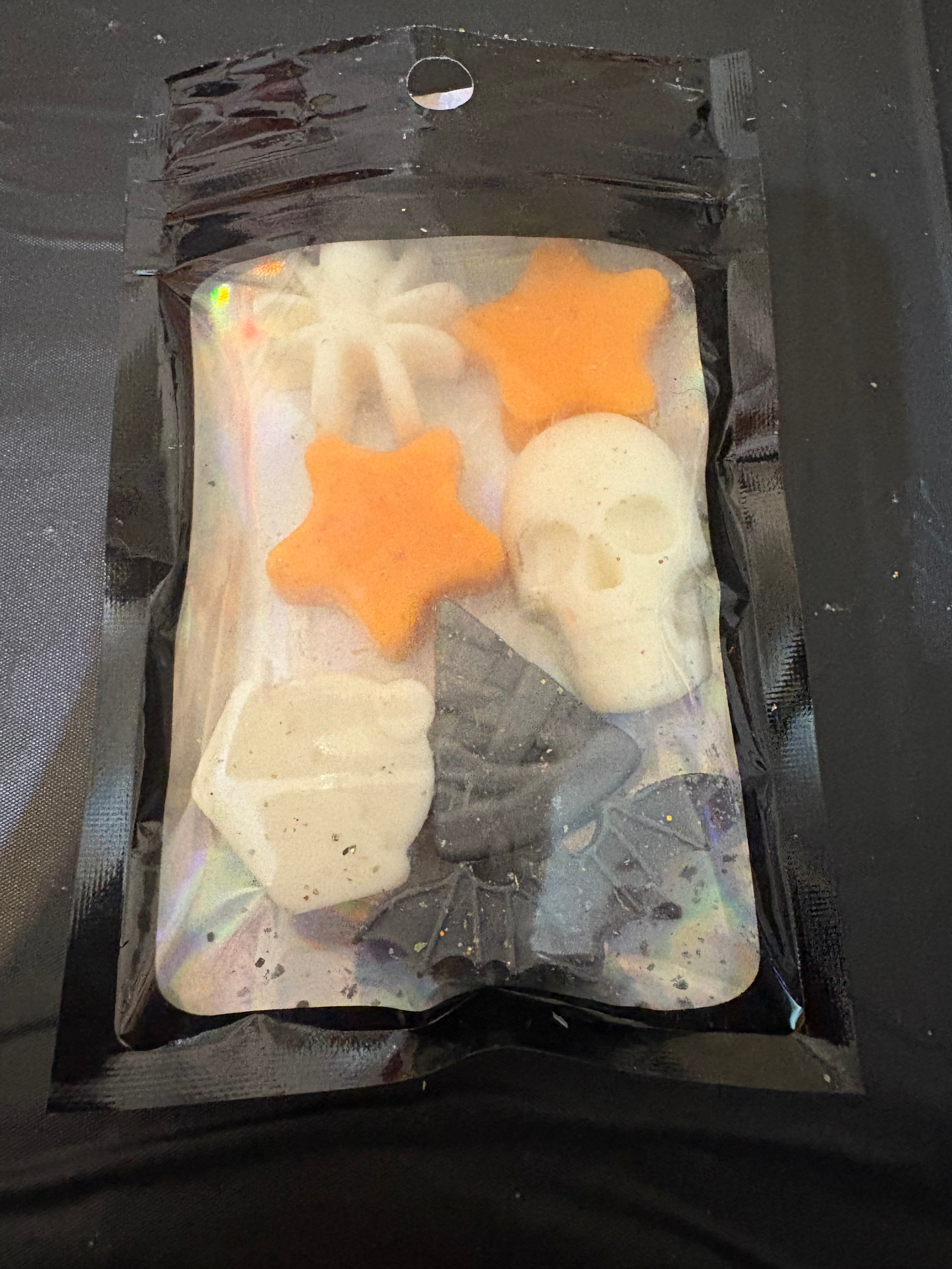 Halloween wax melts for your spooky vibe